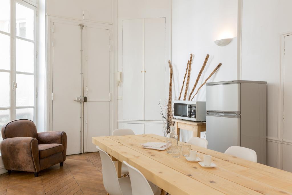 Apartament Habitat Parisien - 2Br-1Ba - Opera Palais Royal Zewnętrze zdjęcie